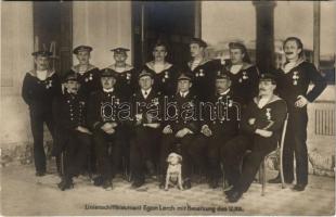 K.u.k. Kriegsmarine Linienschiffsleutnant Egon Lerch mit Besatzung des Unterseeboot XIII / Egon Lerch az osztrák-magyar U-12-es tengeralattjáró parancsnoka és legénysége / Austro-Hungarian Navy commander and crew of submarine U 12