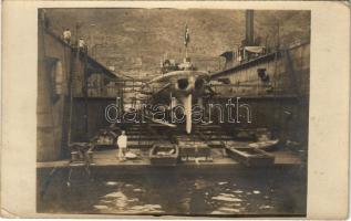 S.M. U-V osztrák-magyar tengeralattjáró a szárazdokkban / K.u.k. Kriegsmarine Unterseeboot V / Austro-Hungarian Navy submarine &quot;U 5&quot; in the dry dock. photo (EK)