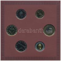 2015. 5Ft-200Ft (6xklf) "Országgyűlés" forgalmi sor dísztokban T:BU a tok belső ragasztása...
