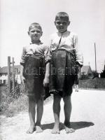 Vaccaro, Tony:: Entering Germany: 1944-1949
Köln, 2001: Taschen America Llc, . Kiadói kartonált pap...