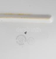 Antik jelenetes porcelán kínáló tál. Matricás, jelzett, kopásokkal 36x24 cm