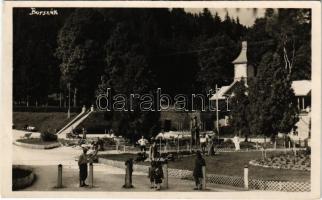 1943 Borszék, Borsec; Fő és Erzsébet forrás, park. Heiter György fényképész eredeti felvétele / mineral water springs and park