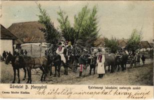 1905 Bánffyhunyad, Huedin; Kalotaszegi lakodalmi csetenyés szekér. Csoma Sándor kiadása / wedding cart from Tara Calatei, folklore