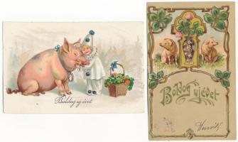 2 db régi újévi üdvözlőlap malacokkal / 2 pre-1945 New Year greeting art postcards with pigs