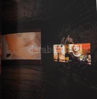 You Hu. The New Generation of Hungarian Contemporary Art. Szek.: Sárvári Zita és Rieder Gábor. Bp., ...