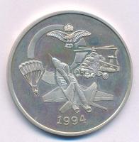 1994. "Repülőanyag Ellátó Központ - Magyar Honvédség" peremen jelzett Ag emlékérem (31,18g...