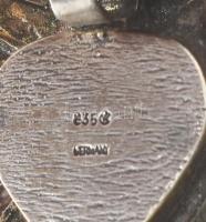 Ezüst (Ag) karék, jelzett, kígyóbőr szíjjal, bruttó: 53 g