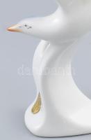 Porcelán sirály, kézzel festett, jelzett, kis kopásnyomokkal, m: 16,5 cm