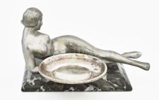 Fekvő női akt figurális asztali ékszertartó. Összeállítás fém szobor és WMF tálka felhasználásával, ...