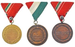 3db-os lövész díj-és emlékérem közte 1934. "Budapesti Polgári Lövész Egyesületek" bronz em...