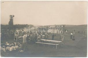 1915 Nagydisznód, Heltau, Cisnadie; Eine Szene aus Wallensteins Lager, Generalprobe / jelenet a Wallenstein tábora előadás próbájáról / drama play&#039;s dress rehearsal. photo (EK)