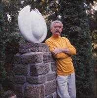 Ács Irén (1924-2015): Híres emberekről készült portrék, 9 db színes diapozitív, 6x6 cm körül