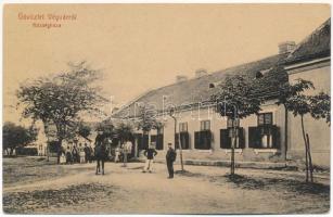 1910 Végvár, Tormac; Községháza. W.L. 1445. / town hall (Rb)