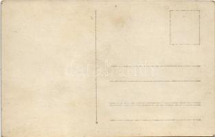 SMS ZRÍNYI az Osztrák-Magyar Haditengerészet Radetzky-osztályú pre-dreadnought csatahajó matrózai a ...