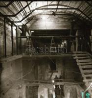 cca 1972 Budapest, a Moszkva téri metróállomás építésének dokumentációs felvételei, föld felett és f...