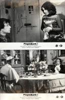 cca 1987 ,,Fogadjunk" című olasz filmvígjáték jelenetei és szereplői, 5 db vintage produkciós f...
