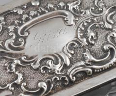 Legyezőtartó doboz. Antik ezüst (Ag) tetejű üveg dobozka Bécs, 1850. Jelzett 111 g 22x8 cm Hibátlan ...