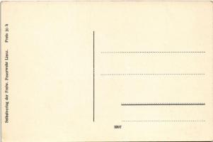 Lienz, Die Jugend-Feuerwehr Lienz bei der Ausfahrt, gegründet am 19. Jänner 1910., Haupt-Geräte-Haus...