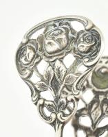 Cukorfogó áttört, plasztikus rózsa díszítéssel ezüst (Ag) 800-as finomságjellel 44 g 17 cm