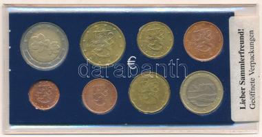 Finnország 1999-2002. 1c-2E (8xklf) forgalmi összeállítás műanyag tokban T:AU,XF patina Finland 1999-2002. 1 Cent - 2 Euro (8xdiff) coin set in plastic case C:AU,XF patina