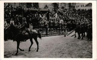 1940 Kolozsvár, Cluj; bevonulás, Horthy Miklós és Purgly Magdolna / entry of the Hungarian troops, Regent Horthy and his wife