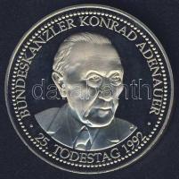 Németország 1992. "Konrad Adenauer halálának 25. évfordulója" ffém emlékérem T:PP