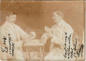 1904 Kártyázó férfiak / men playing card game (12,5 x 9 cm) (r)