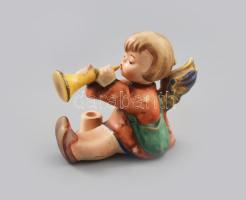 Hummel/Goebel trombitás angyalka, kézzel festett fajansz, jelzett, hibátlan, m: 7 cm