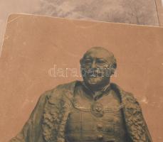 Kb 40 db nagy méretű grafika. rézmetszetek, kiállítási plakátok, rajzok egészen a XIX. sz elejétől. ...