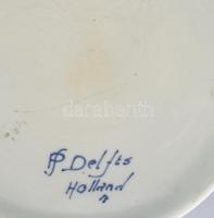 Delft korsó. Jelzett, kis kopással, m: 12,5 cm