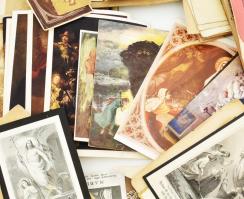 Egy kis doboznyi papírrégiség, fotók, szentképek, nyomtatványok