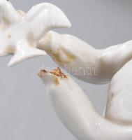 3 darab spanyol porcelán lány figura. Sérüléssel, hiánnyal, jelzett, m: 21-22 cm