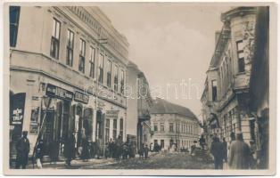 1936 Kézdivásárhely, Targu Secuiesc; utca, cukrászda, Kovács üzlete és saját kiadása / street view, confectionery, publisher&#039;s shop (fl)