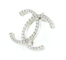 Ezüst(Ag) Chanel mintás bross, jelzés nélkül, bruttó: 2,2 g