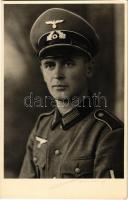 Második világháborús német Luftwaffe pilóta, Simonis (Bécs)-ben., WWII German military, Luftwaffe pilot. Simonis (Wien) photo