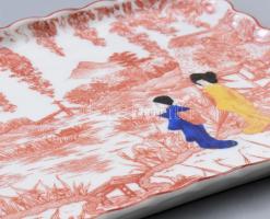 cca 1920-1930, Victoria cseh japán mintás szervírozótálca. Jelzett, minimális kopással, 16x22 cm