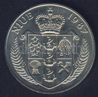 Niue 1987. 5$ "Steffi Graf" T:BU Díszdobozban!