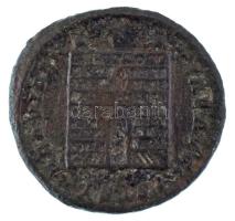 Római Birodalom / Siscia / I. Constantinus 326-327. Follis bronz (2,68g) T:XF Roman Empire / Siscia ...