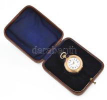 14K arany (Au) női zsebóra szép számlappal, működő szerkezettel d: 30 mm, br 20,7 g. díszdobozzal