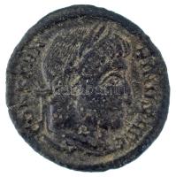 Római Birodalom / Siscia / I. Constantinus 321-324. Follis bronz (2,50g) T:XF Roman Empire / Siscia / Constantine I 321-324. Follis bronze &quot;CONSTAN-TINVS AVG / DN CONSTANTINI MAX AVG - VOT dot XX - BSIS dot in crescent&quot; (2,50g) C:XF RIC VII 168