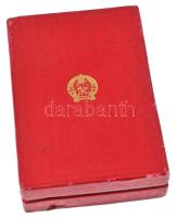 ~1950. "Szakma Kiváló Dolgozója - Gépipar" Rákosi-címeres zománcozott és aranyozott fém ki...