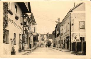 Eferding, street view, shops (EK)