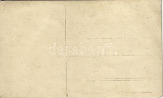 Abbazia, Opatija; csónakázók / rowing boat. photo (EK)