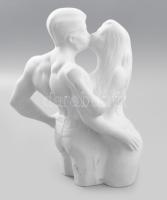 Világhy Árpád: Csók. Jelzés nélkül, kis kopással, m: 26 cm