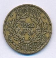 Tunézia 1924. 2Fr Al-bronz T:VF
Tunisia 1924. 2 Francs Al-Bronze C:VF
Krause KM#248