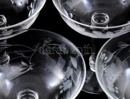 Kristály pezsgőspohár garnitúra, 6 db, csiszolt virágmintával díszítve, jelzés nélkül, hibátlan, d: ...