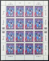 ENSZ Bécs zömmel postatiszta több példányos gyűjtemény sok összefüggéssel (névérték ATS 11.930) közepes berakóban, tokkal