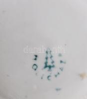 2 darab szoknyás bögre. Hollóházi + Zsolnay, kopással, jelzett, m: 9,5 cm