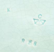 Körmöcbánya epermintás kínálótál és 2 darab tál. Mázas kerámia, jelzett, mázrepedéssel, kis mázkopás...