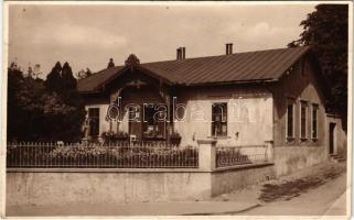 Eperjes, Presov; villa. photo (EB)